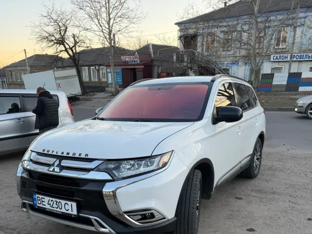 Mitsubishi Outlander Sport - фото 3
