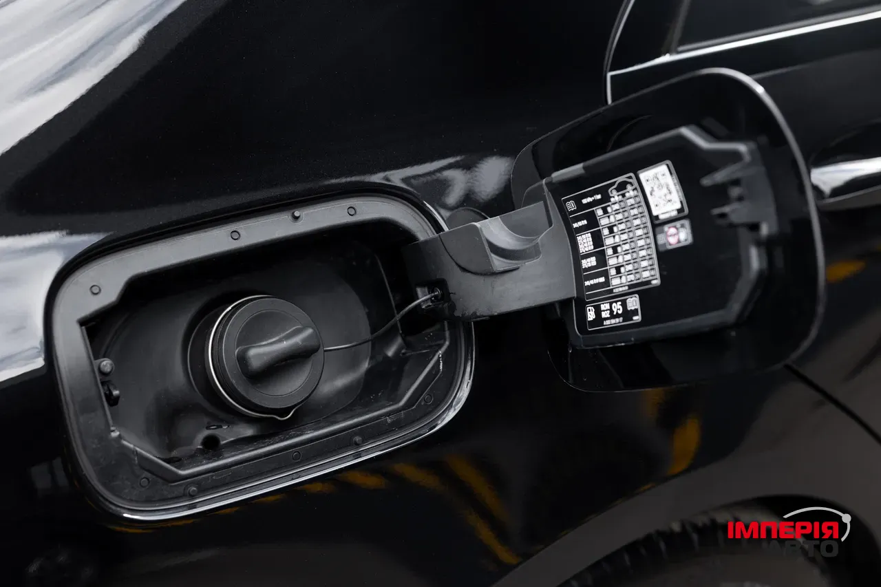 Mercedes-Benz S-Класс - фото 13