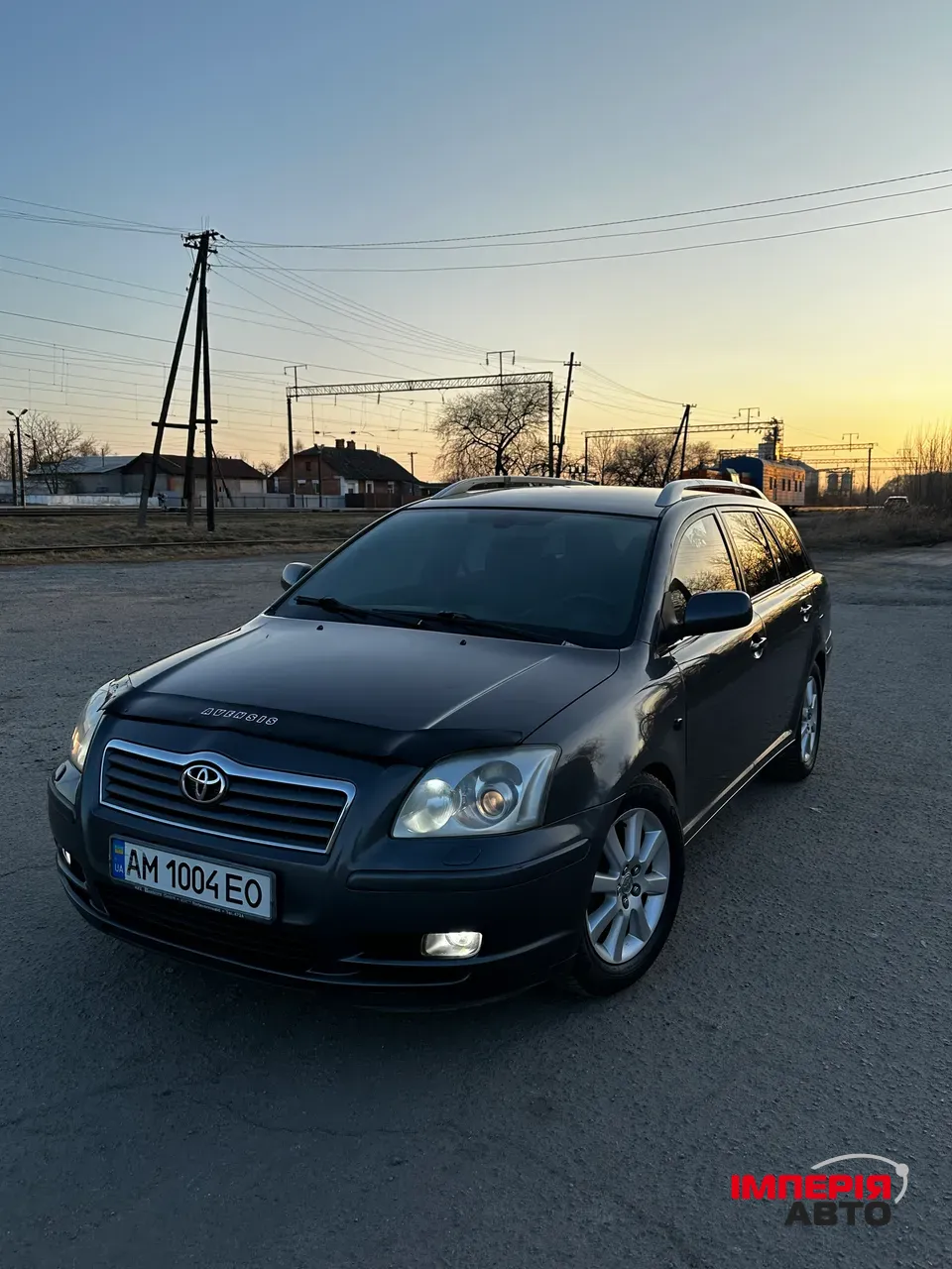 Toyota Avensis - фото 2