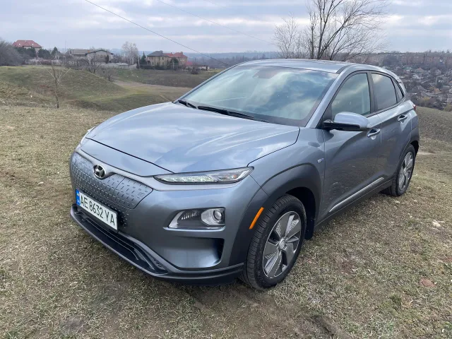 Hyundai Kona - фото 1