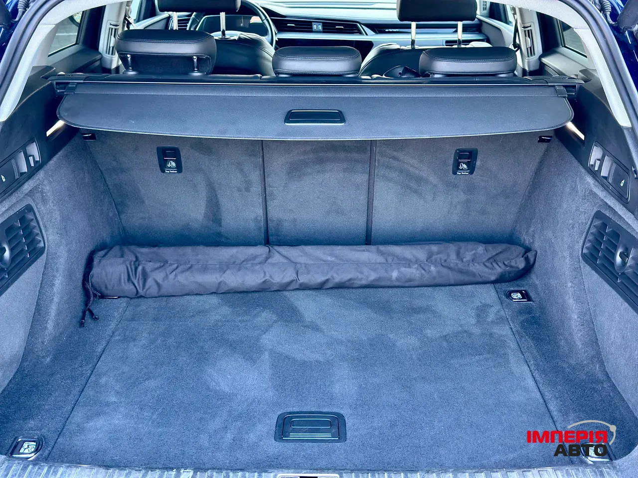 Audi e-tron - фото 57