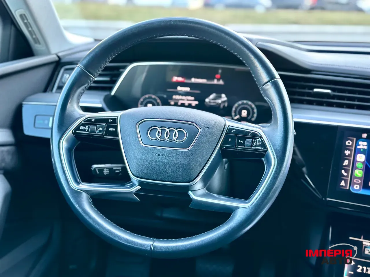 Audi e-tron - фото 38