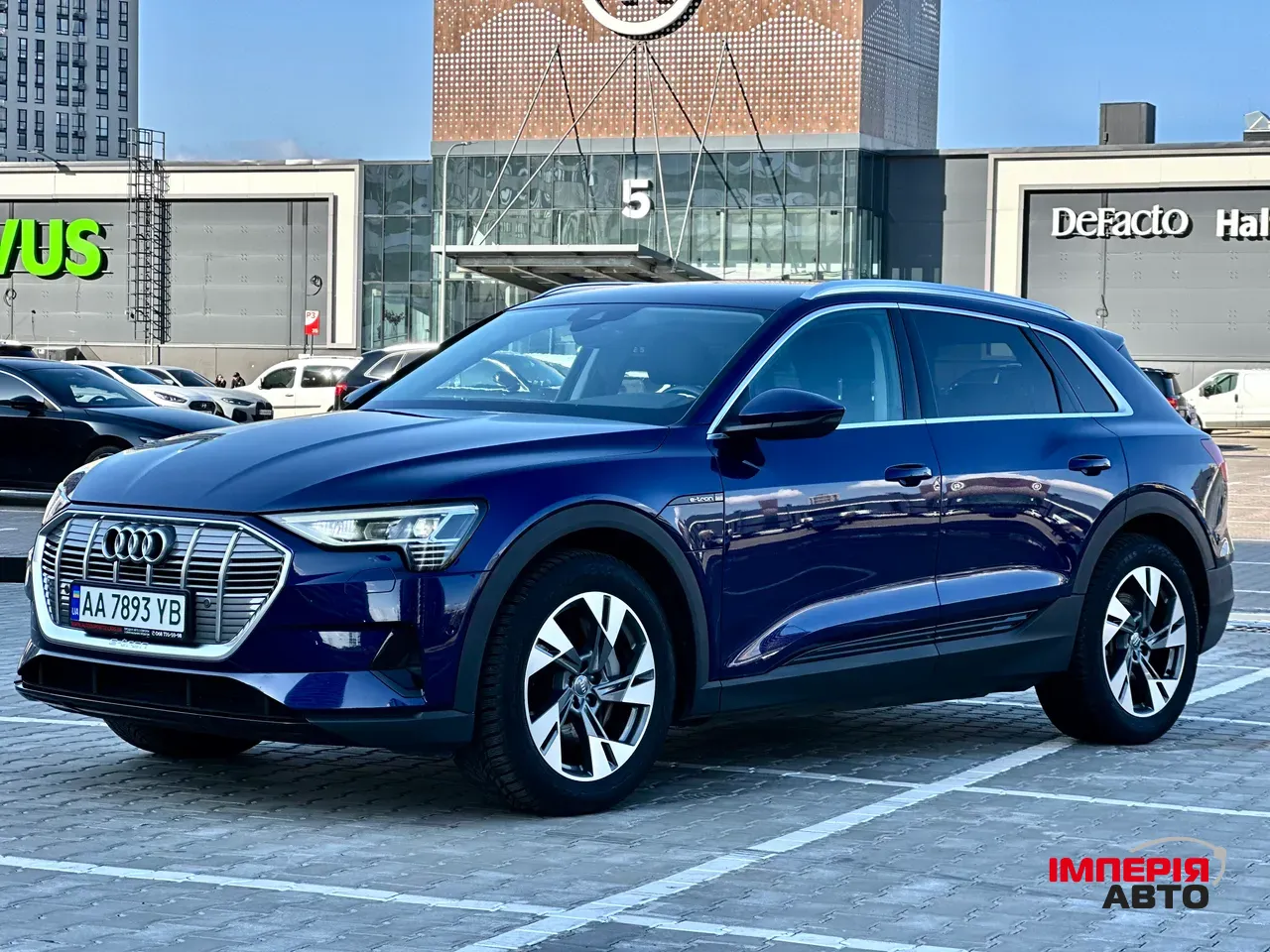 Audi e-tron - фото 19