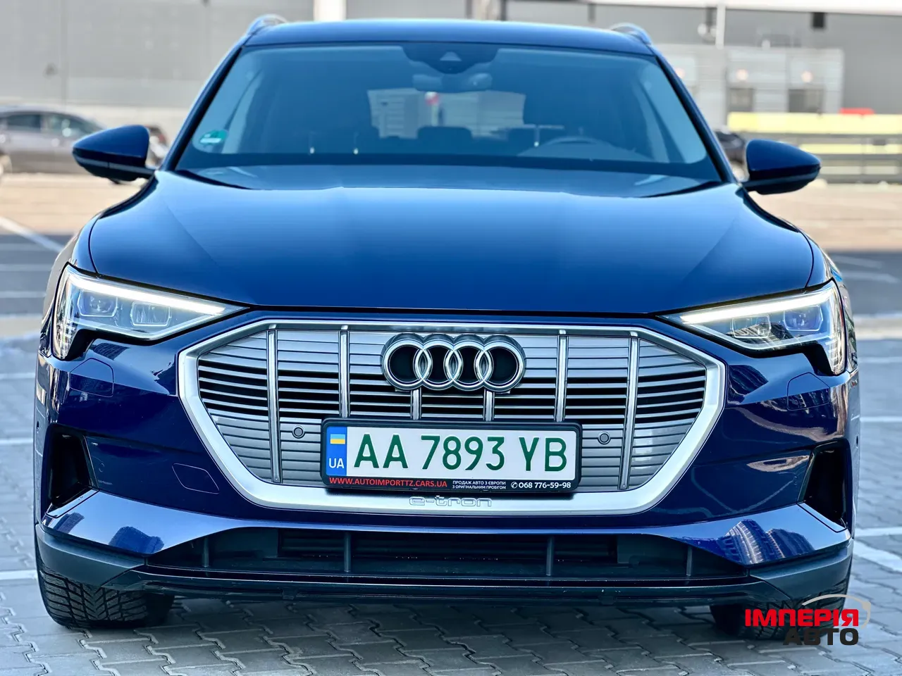 Audi e-tron - фото 1