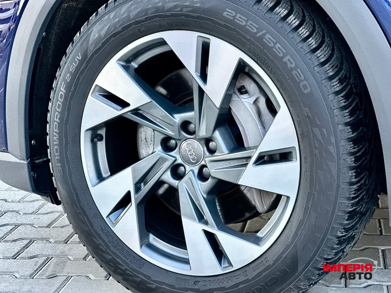 Audi e-tron - фото 22