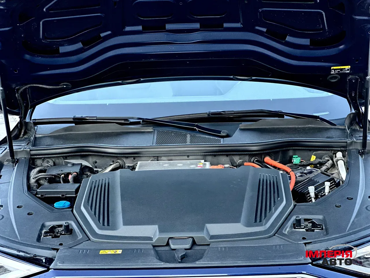 Audi e-tron - фото 54