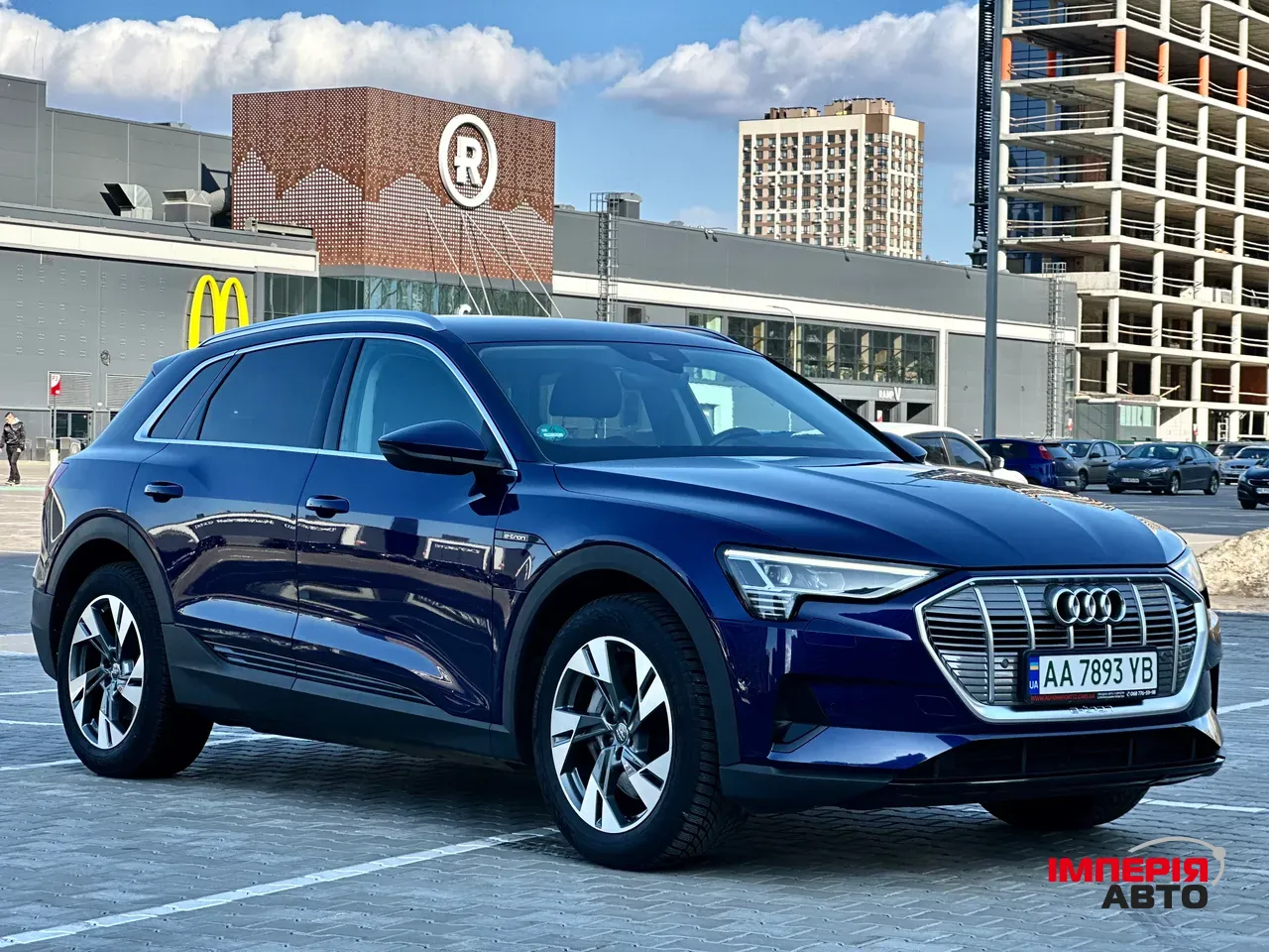 Audi e-tron - фото 3