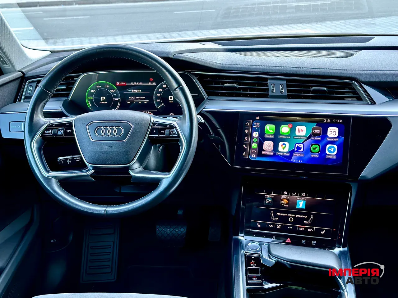 Audi e-tron - фото 64