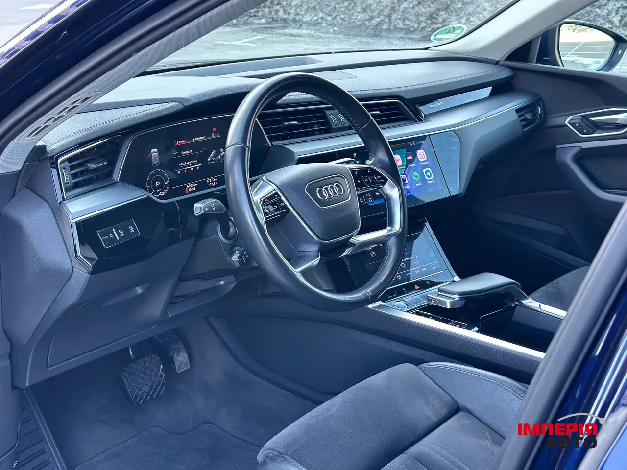 Audi e-tron - фото 25