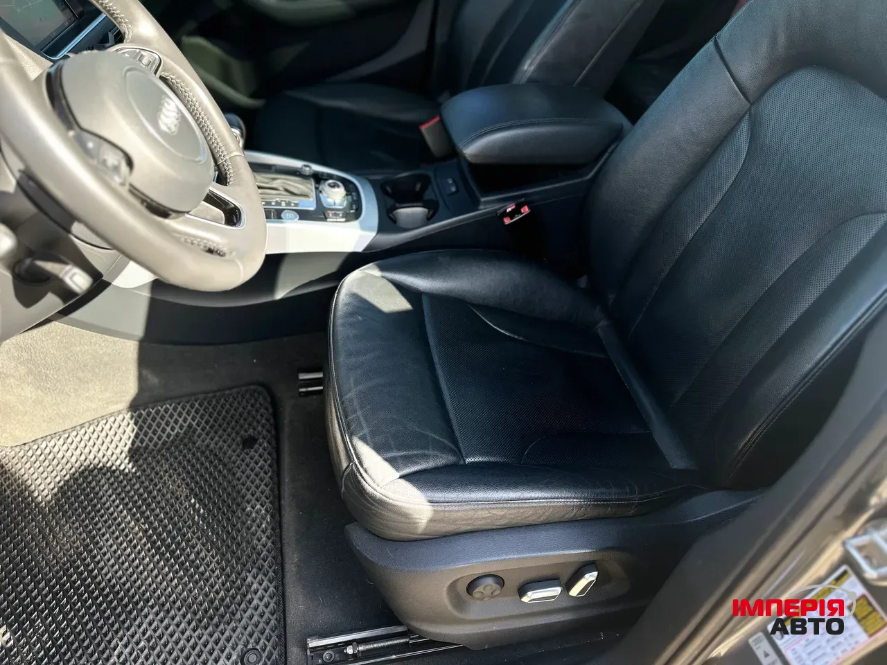 Audi Q5 - фото 8