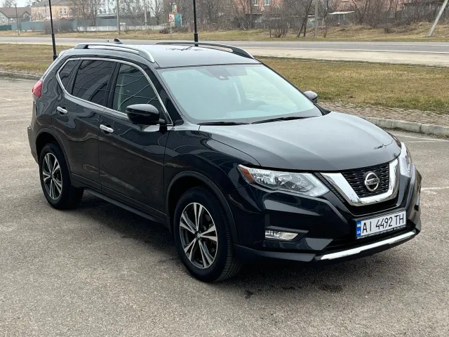 Nissan Rogue - фото 1