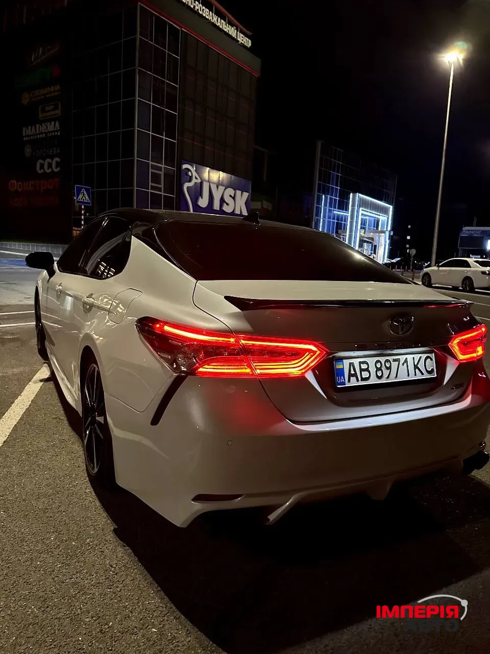 Toyota Camry - фото 7