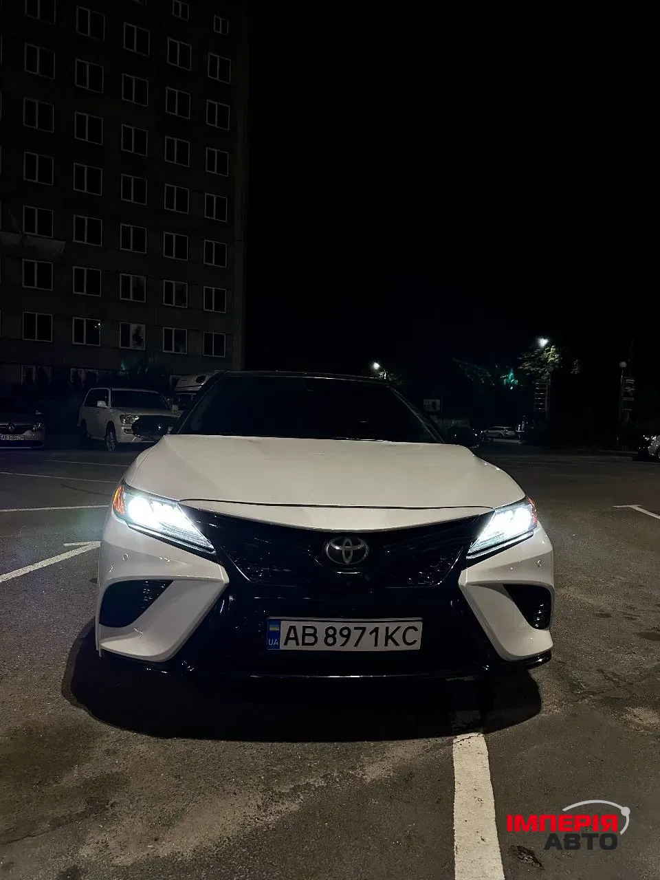 Toyota Camry - фото 4