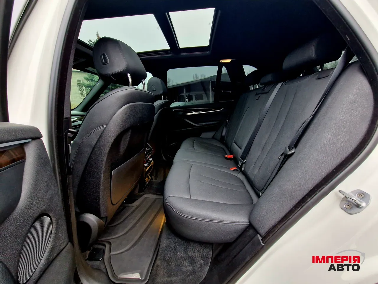 BMW X5 - фото 26