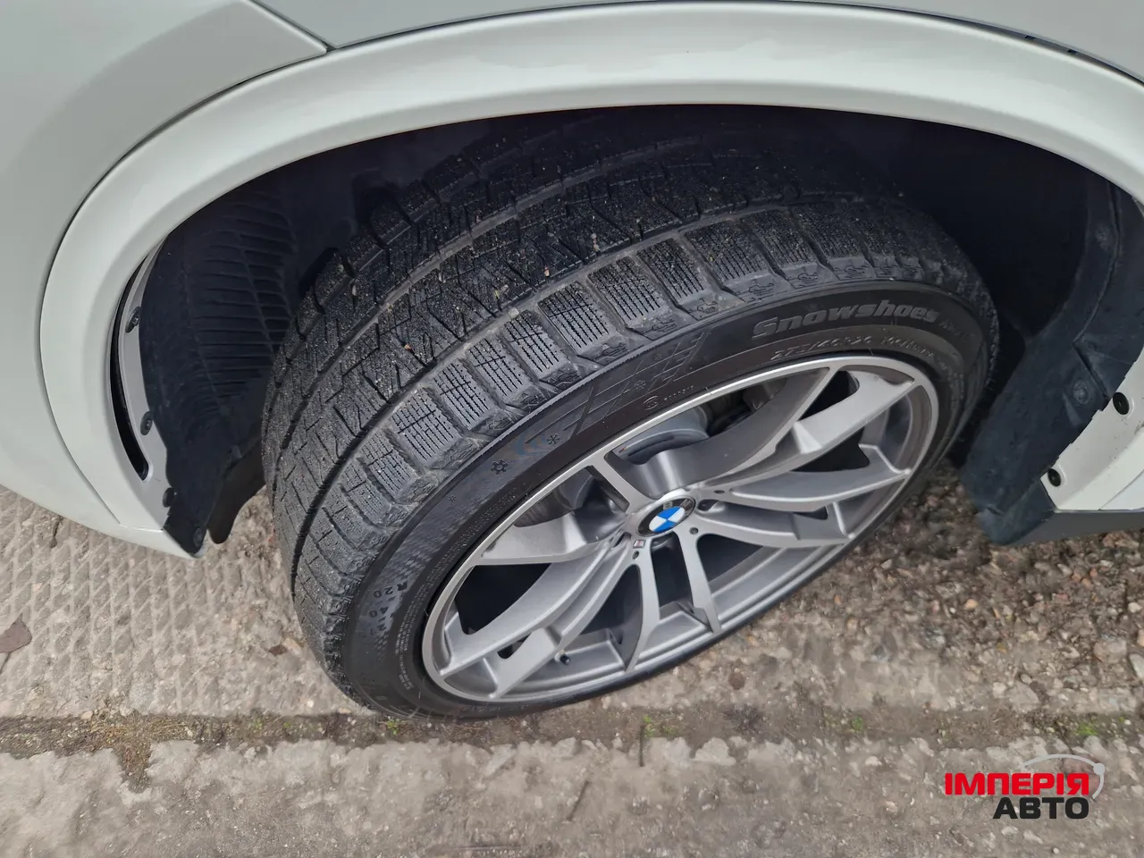 BMW X5 - фото 10