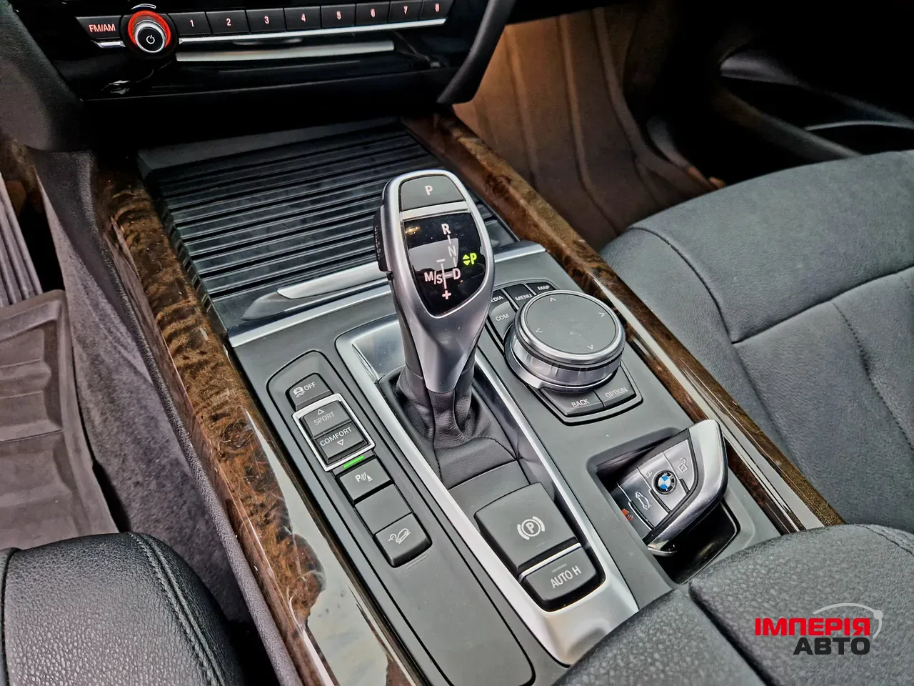 BMW X5 - фото 21