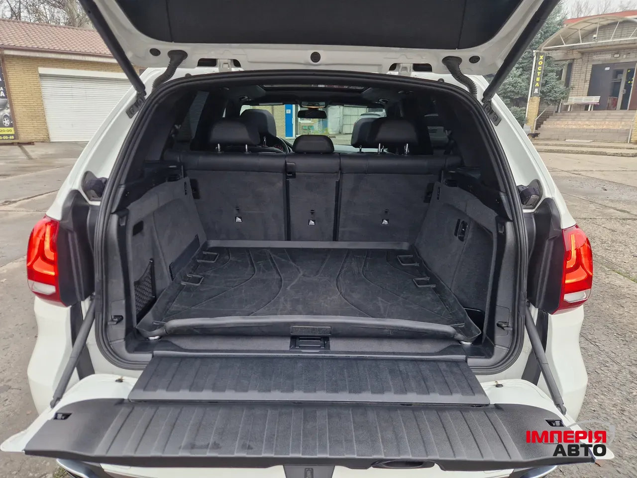 BMW X5 - фото 35