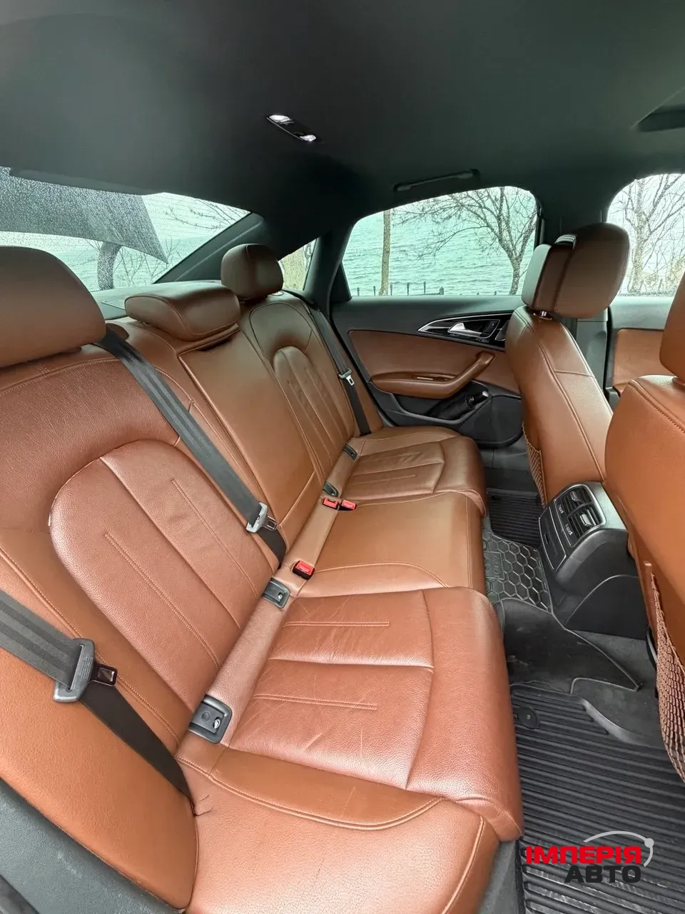 Audi A6 - фото 10