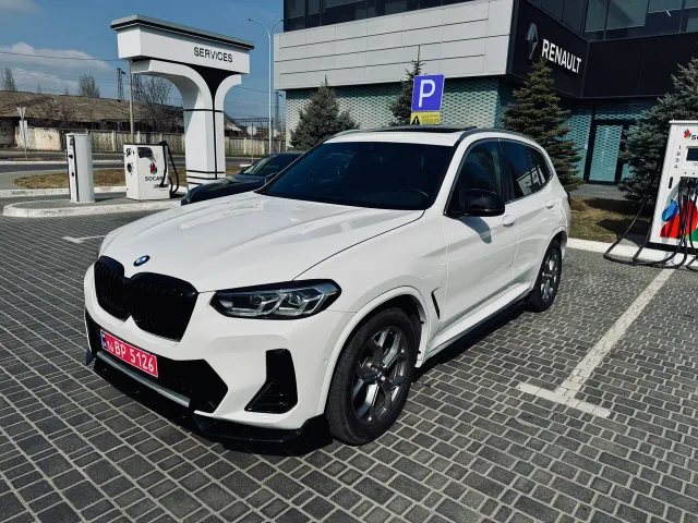 BMW X3 - фото 1