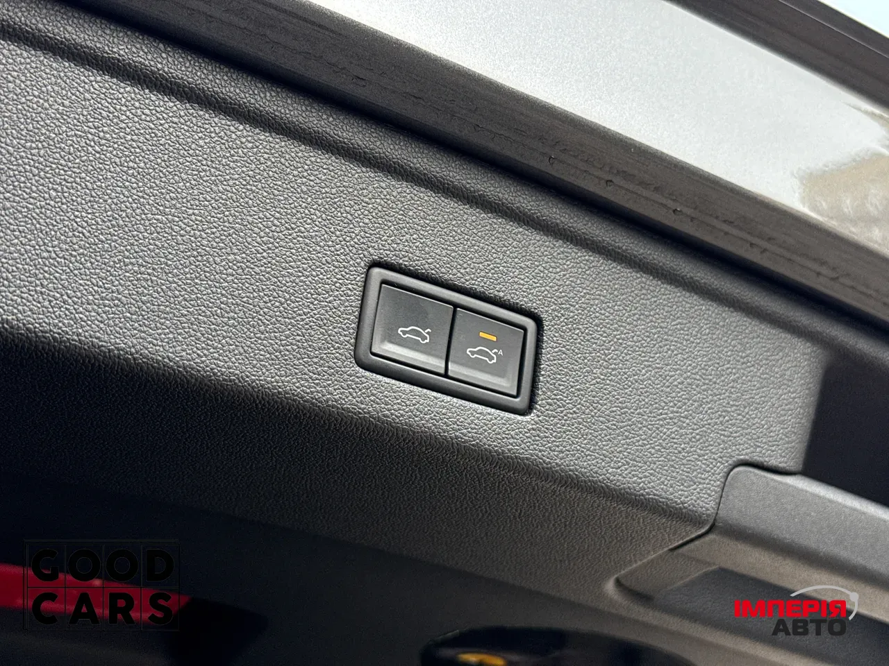 Volkswagen Touareg - фото 19