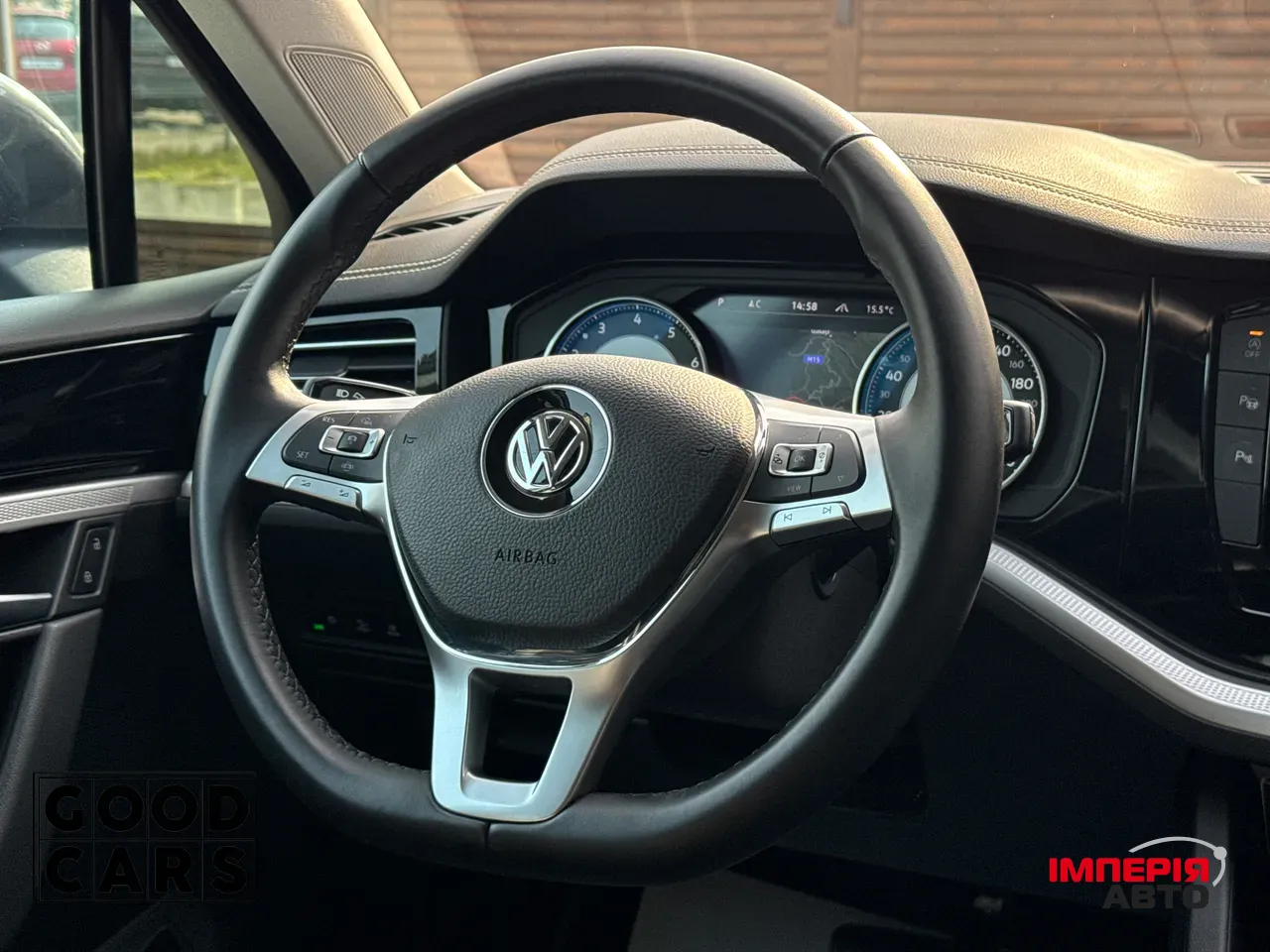 Volkswagen Touareg - фото 31