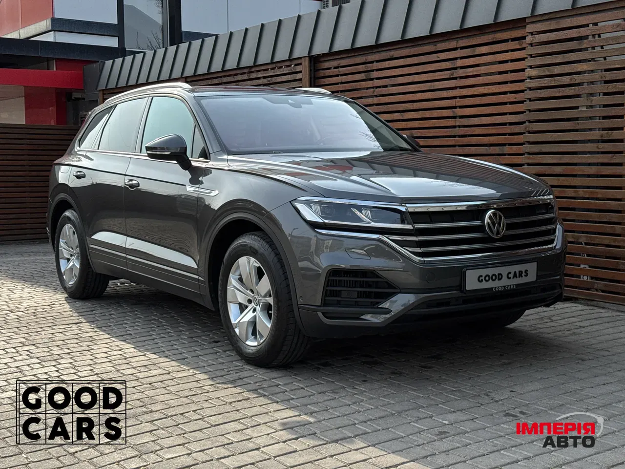 Volkswagen Touareg - фото 9