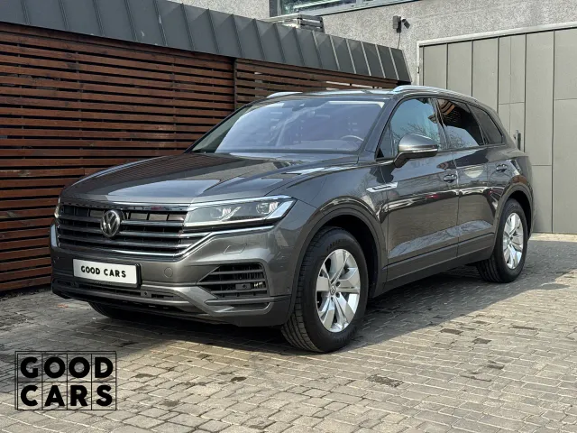 Volkswagen Touareg - фото 3