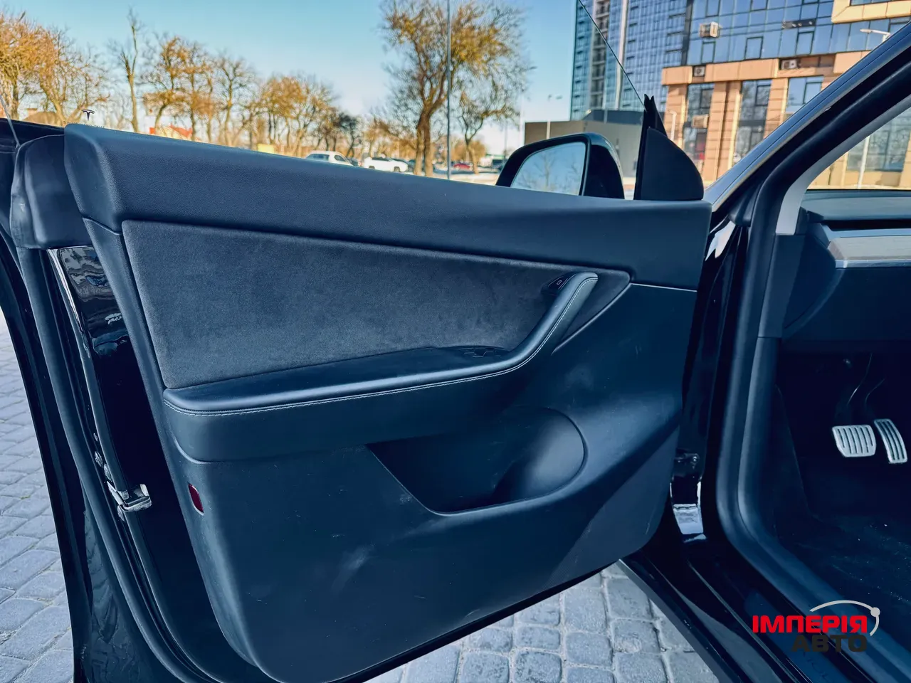 Tesla Model Y - фото 21