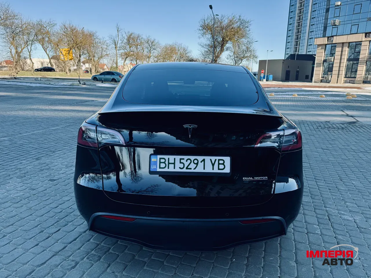 Tesla Model Y - фото 9