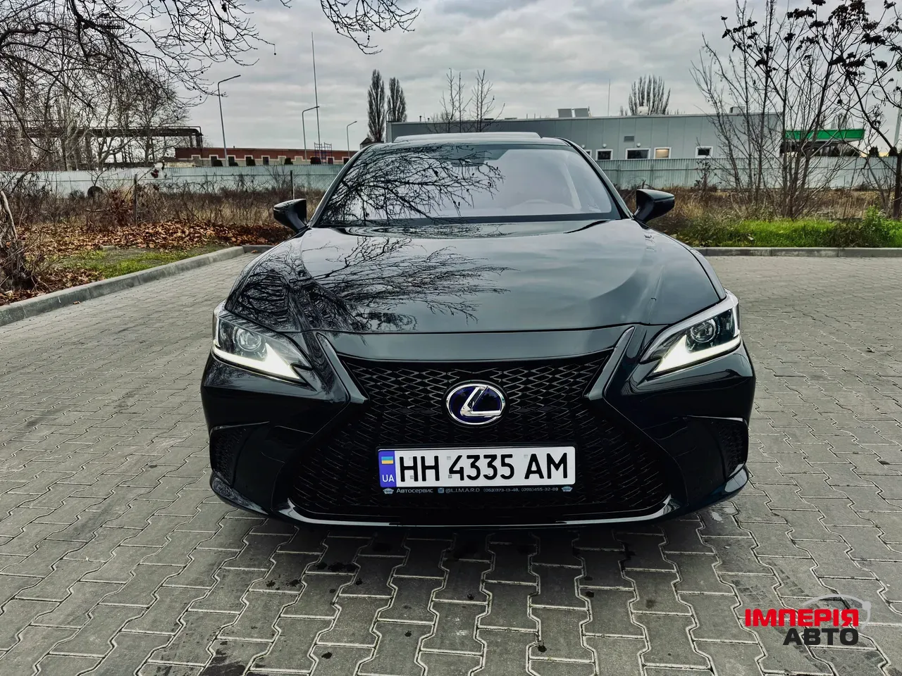 Lexus ES - фото 1