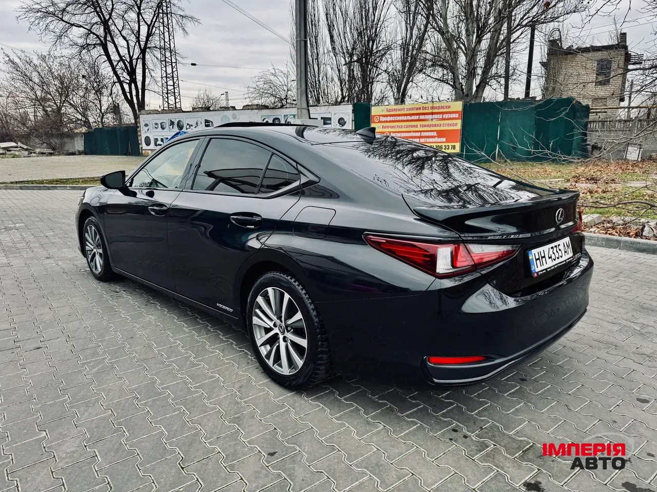 Lexus ES - фото 11