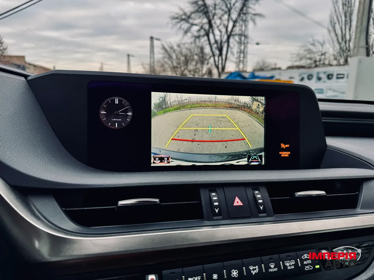 Lexus ES - фото 30