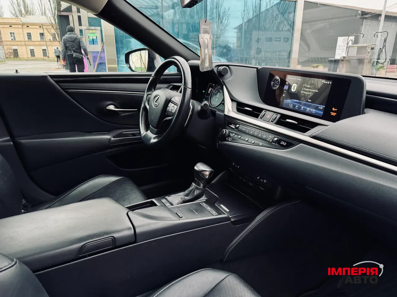 Lexus ES - фото 22