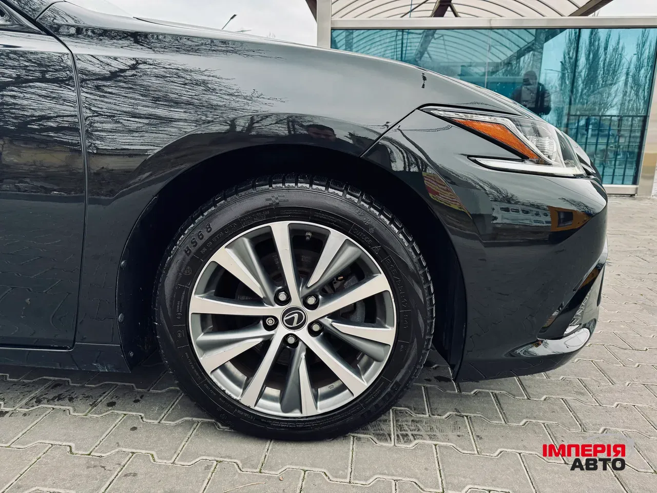 Lexus ES - фото 7