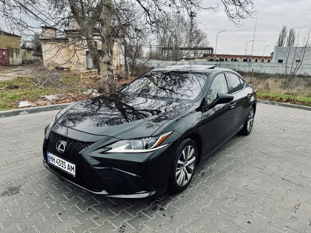 Lexus ES - фото 3