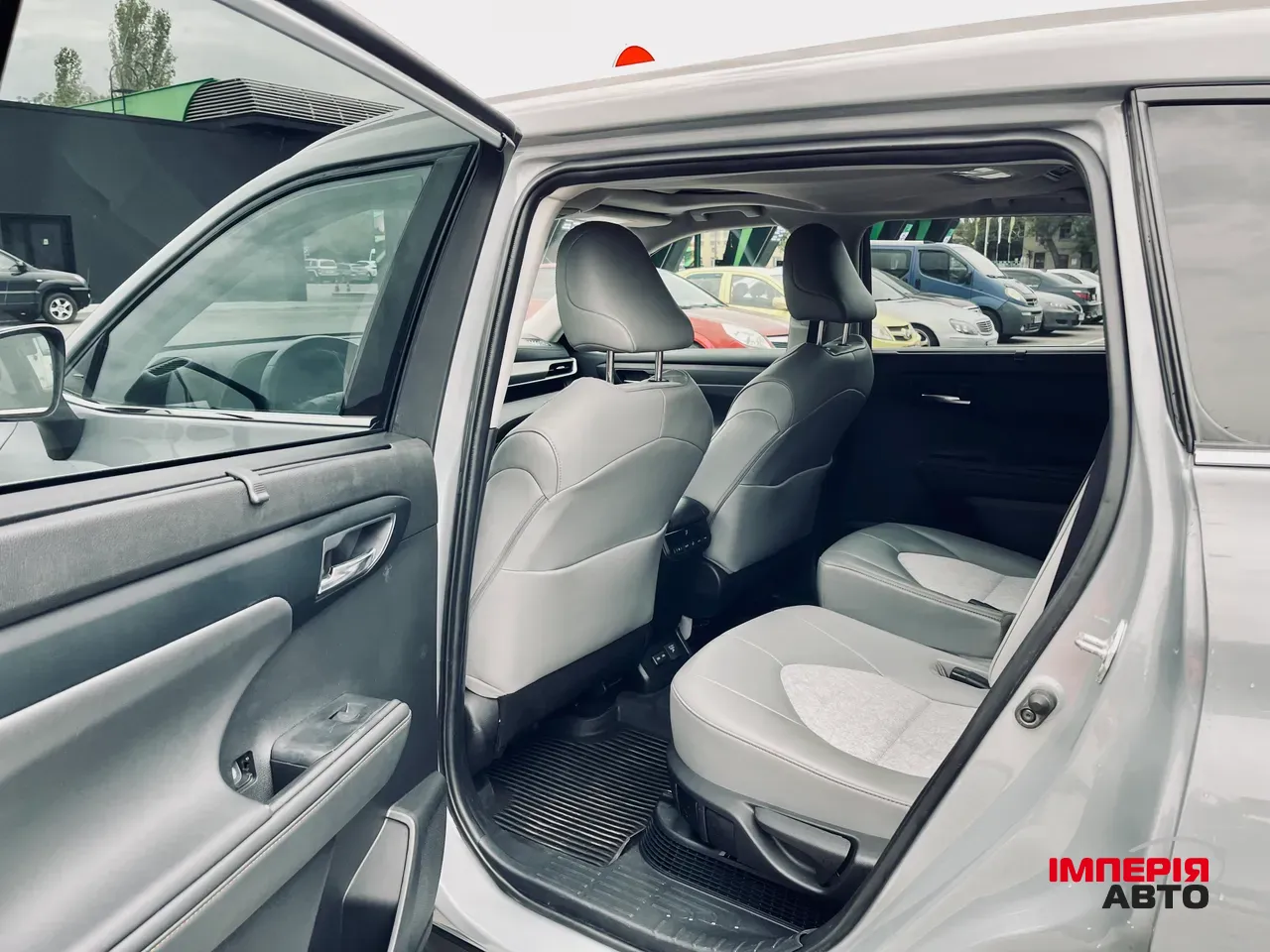 Toyota Highlander - фото 9