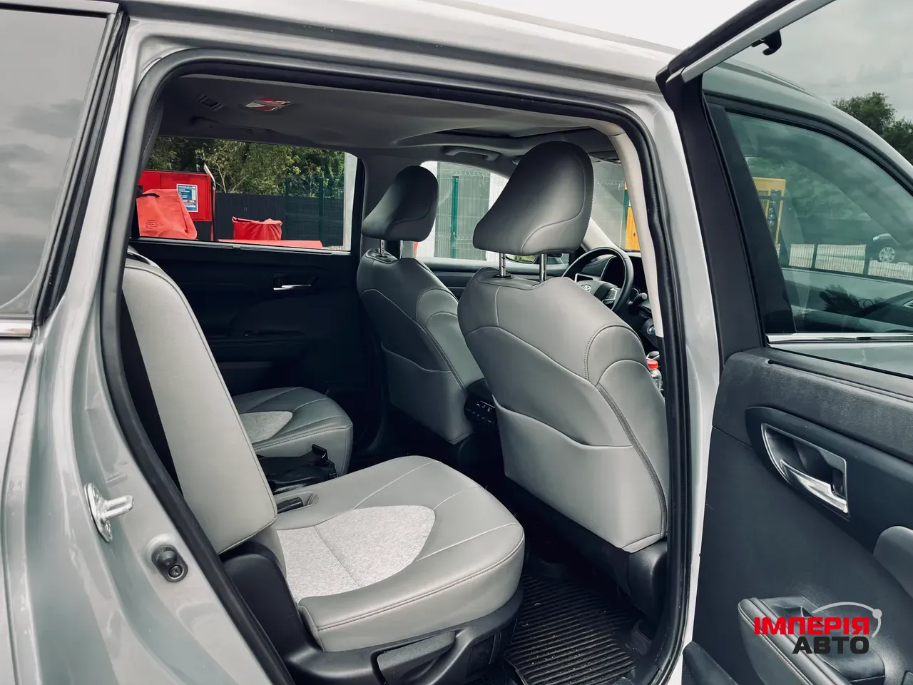 Toyota Highlander - фото 14