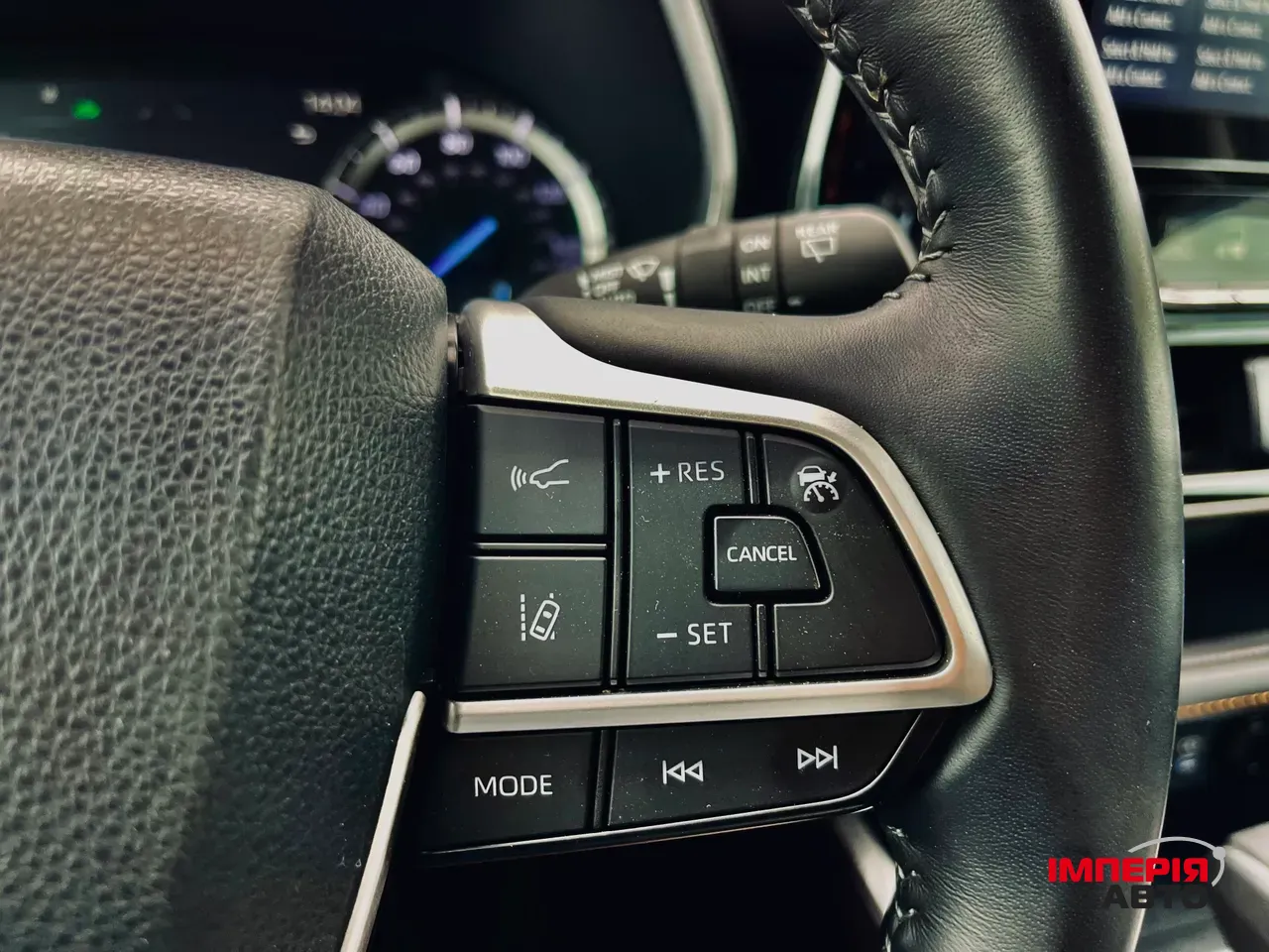 Toyota Highlander - фото 24