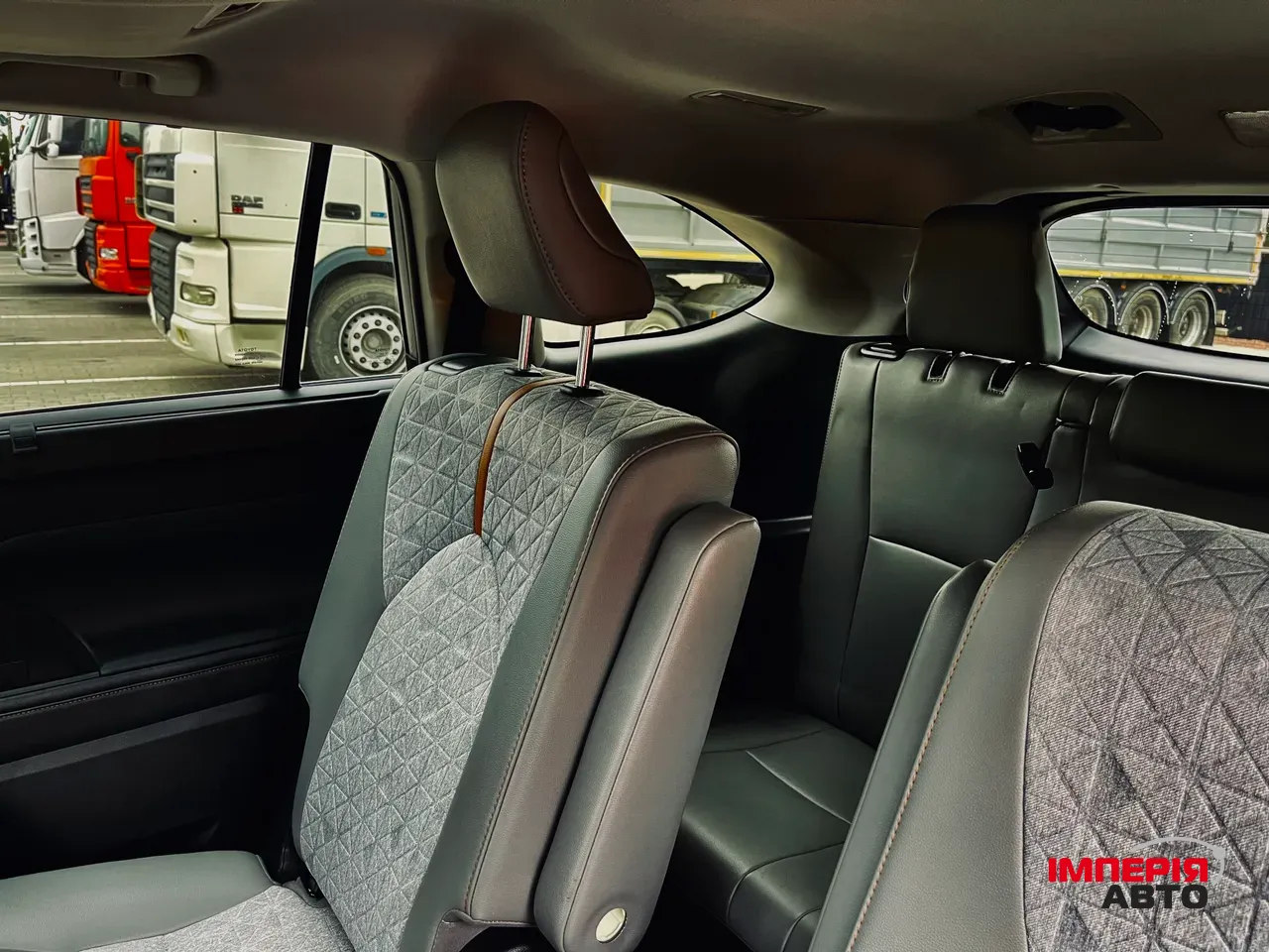 Toyota Highlander - фото 12