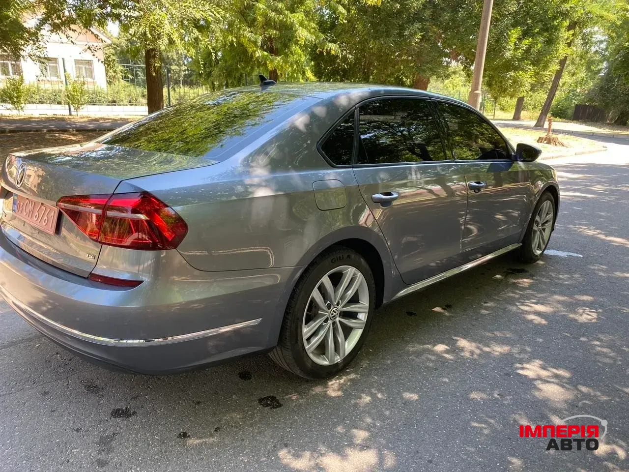 Volkswagen Passat - фото 6