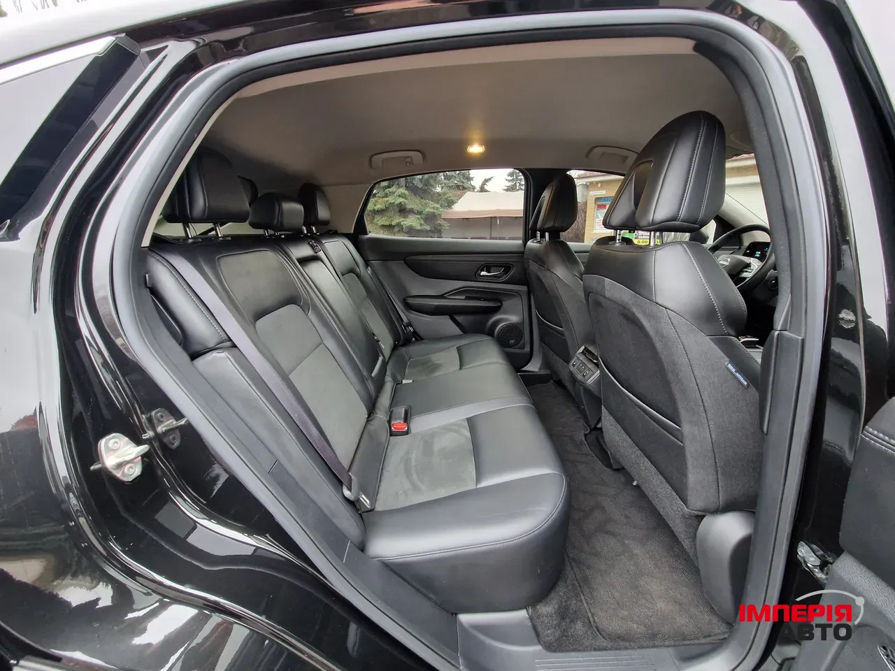 Nissan Ariya - фото 36