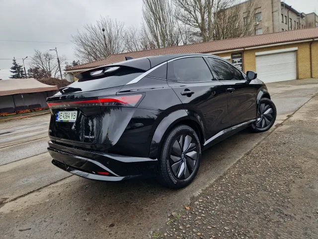 Nissan Ariya - фото 4