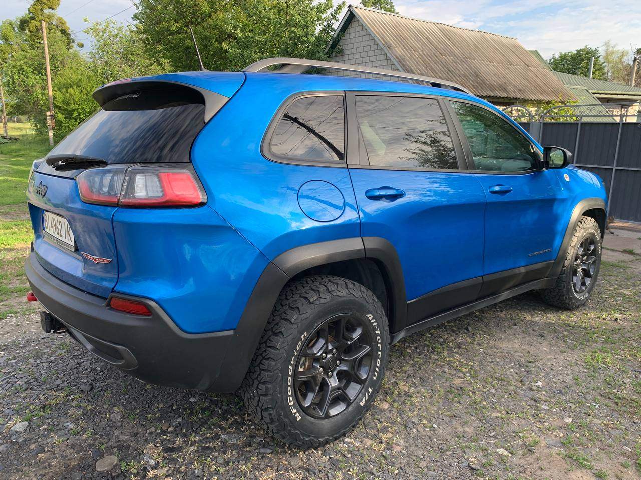 Jeep Cherokee - фото 9