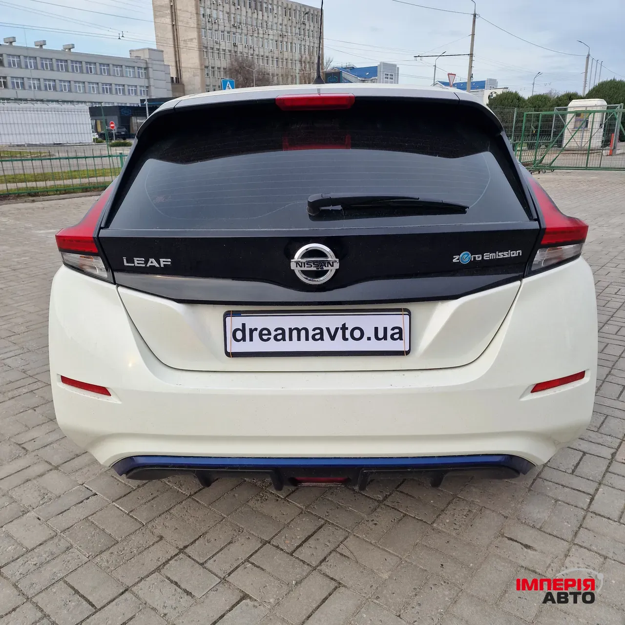 Nissan Leaf - фото 6