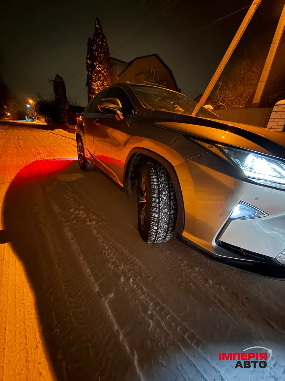 Lexus RX - фото 13