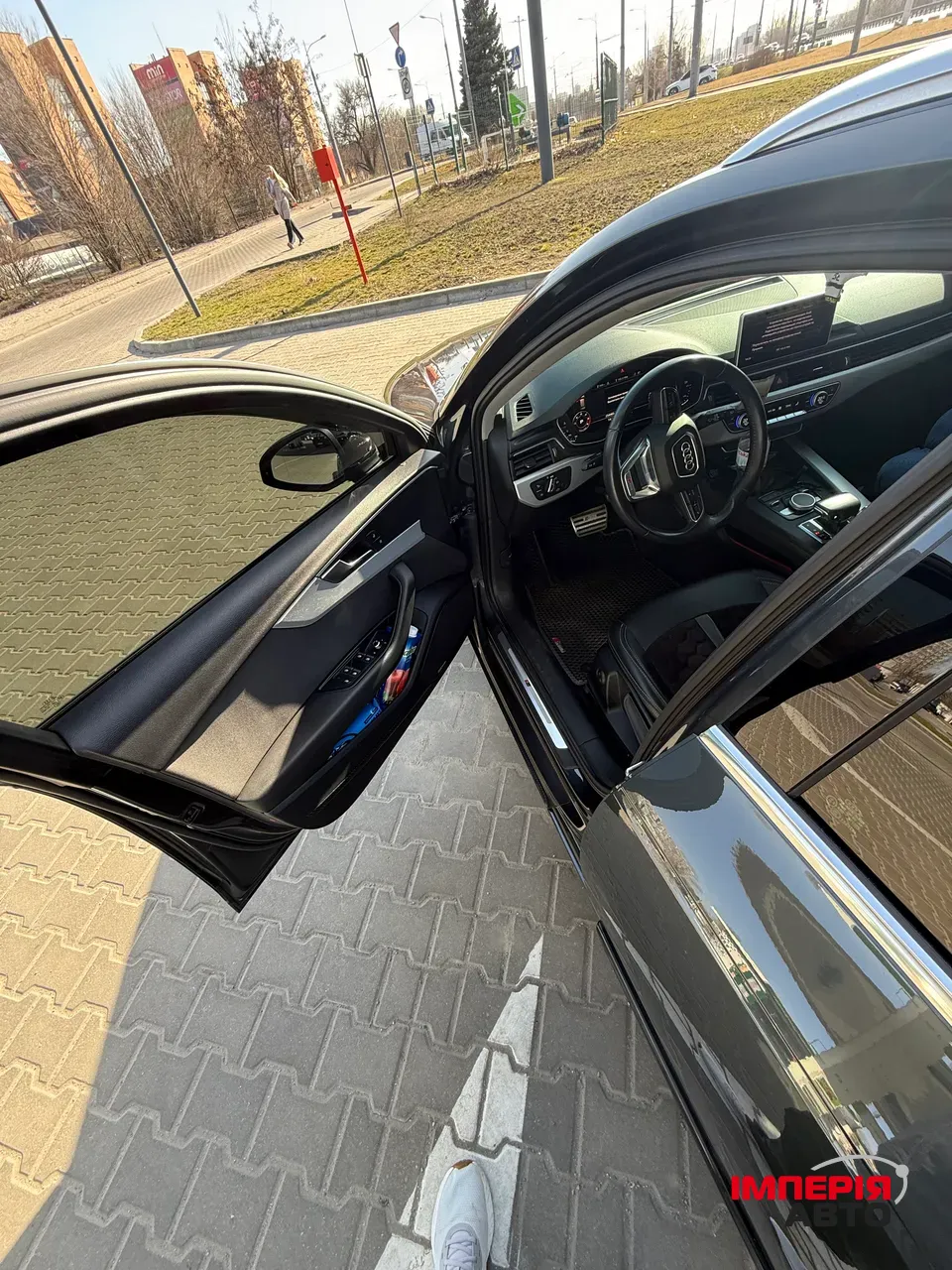 Audi A4 - фото 3