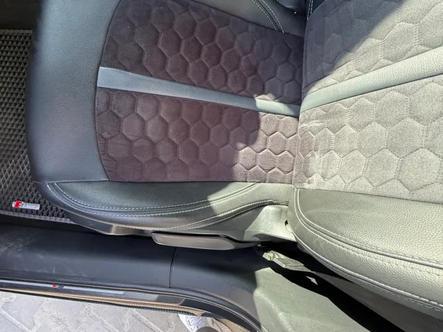 Audi A4 - фото 4