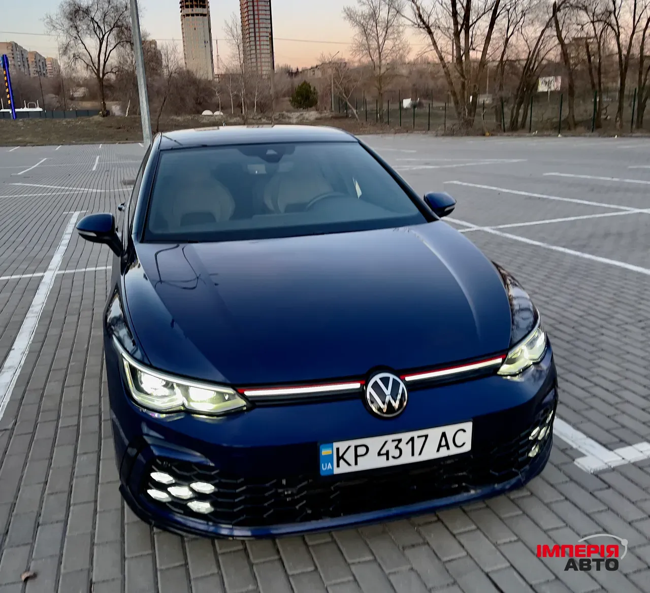 Volkswagen Golf GTI - фото 12