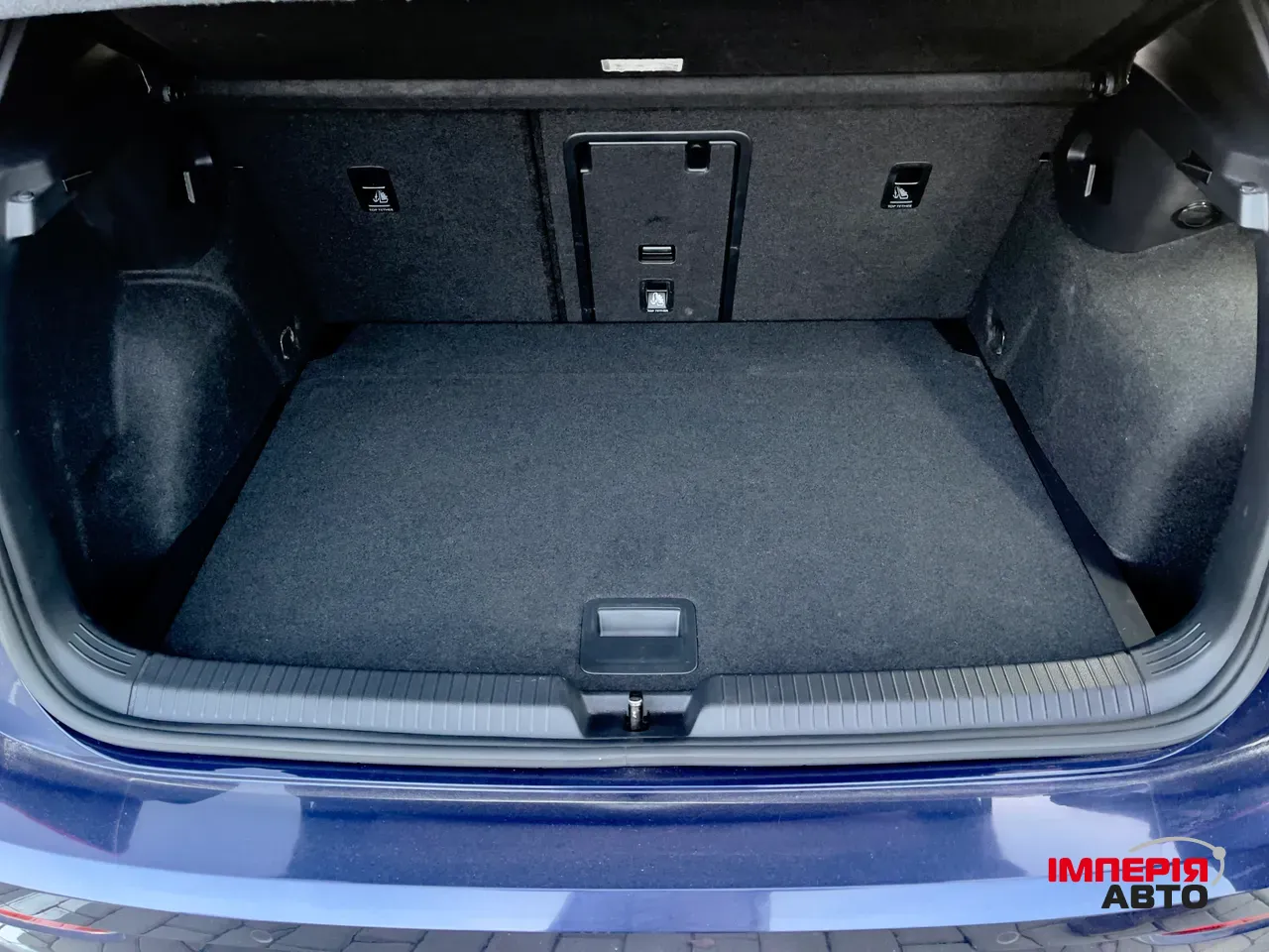 Volkswagen Golf GTI - фото 17