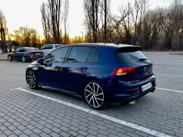 Volkswagen Golf GTI - фото 5